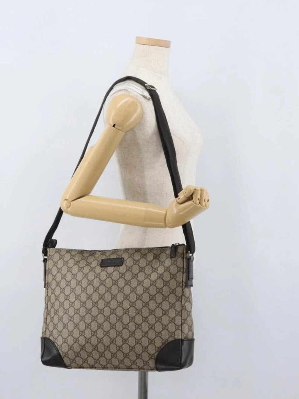GUCCI GG Canvas Shoulder Bag PVC Beige Silver 110054 Auth 172689